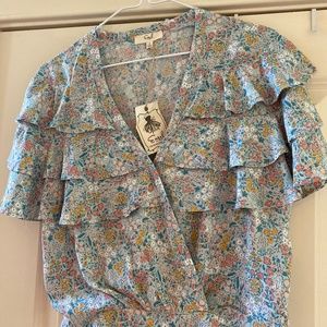 New Easel Ruffle top
